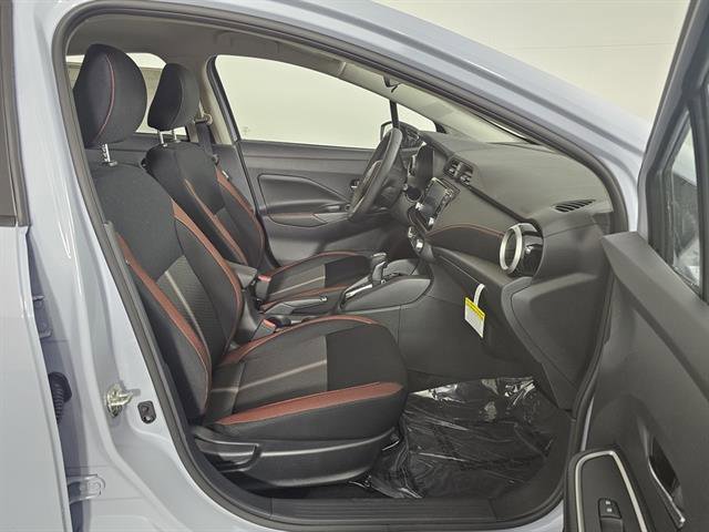 New 2025 Nissan Versa SR image 13