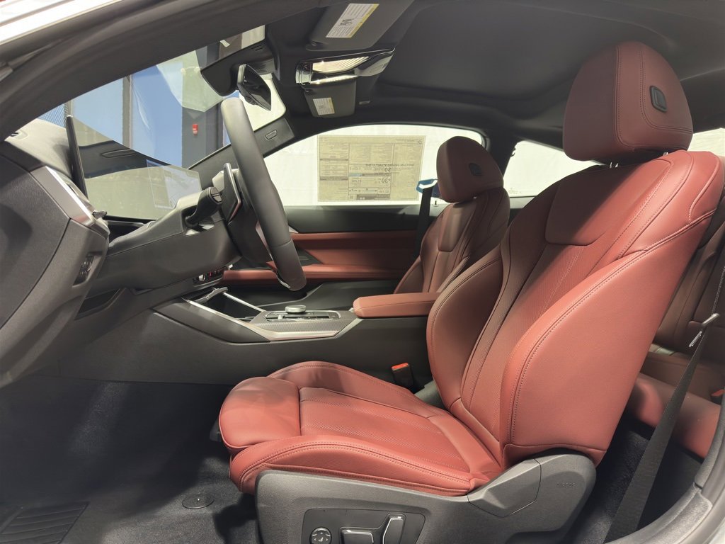 Used 2025 BMW 430i xDrive Coupe w/ Convenience Package image 16