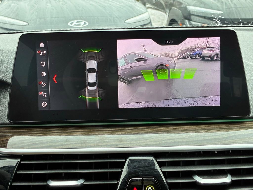Used 2019 BMW 530i xDrive w/ M Sport Package image 30