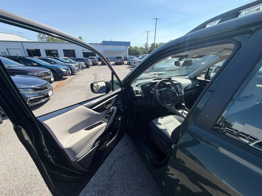 Certified 2024 Subaru Forester AWD/4WD image 14