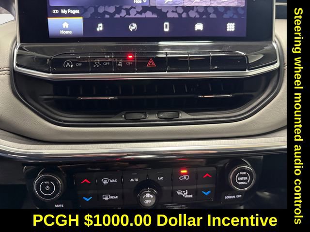 Used 2022 Jeep Compass Limited image 3