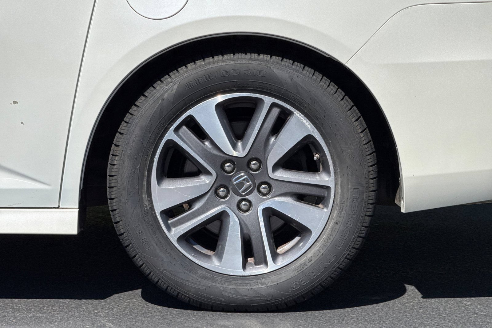 Used 2014 Honda Odyssey Touring image 27