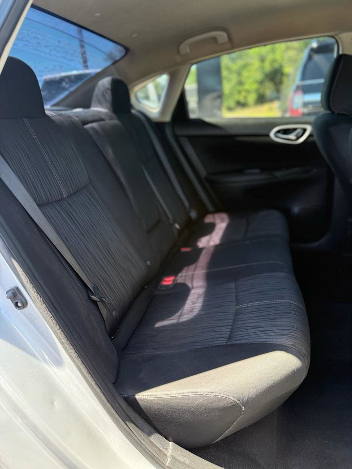Used 2018 Nissan Sentra SV FWD image 13