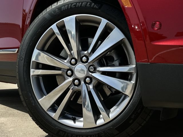 Used 2025 Cadillac XT5 Premium Luxury w/ Technology Package FWD image 11