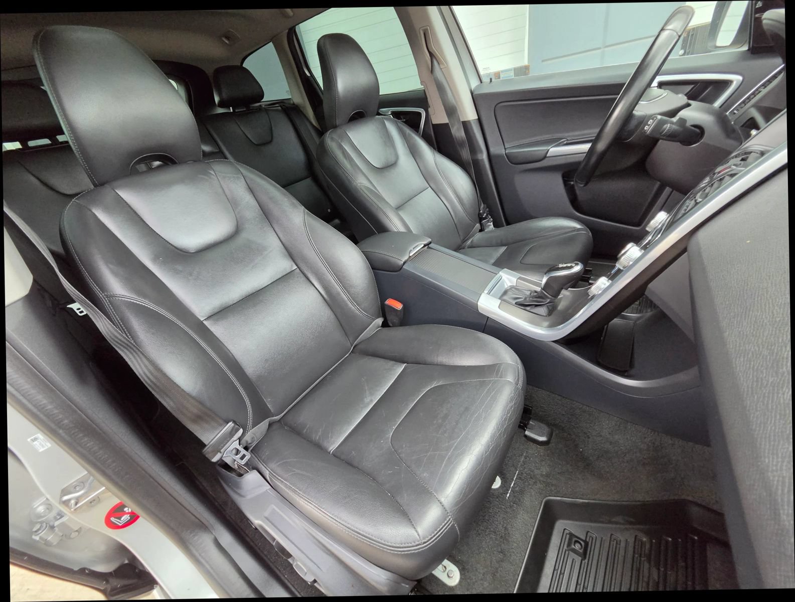 Used 2015 Volvo XC60 T5 AWD/4WD image 20