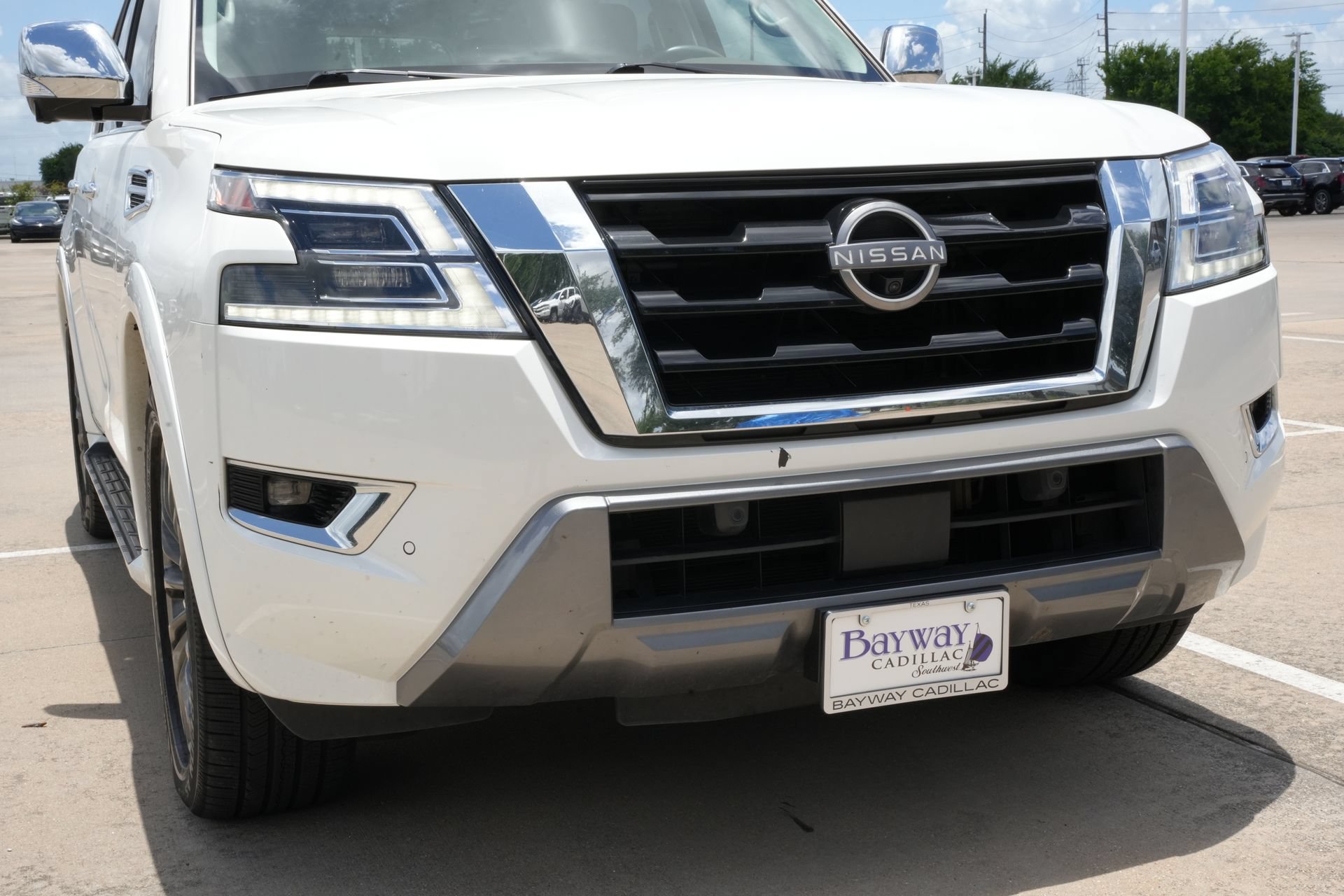 Used 2023 Nissan Armada Platinum w/ Captain's Chairs Package RWD image 27