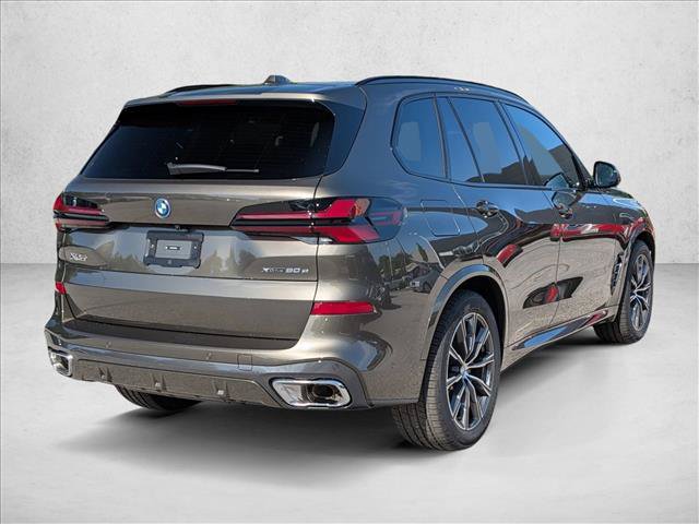 New 2026 BMW X5 xDrive50e w/ M Sport Package AWD/4WD image 2