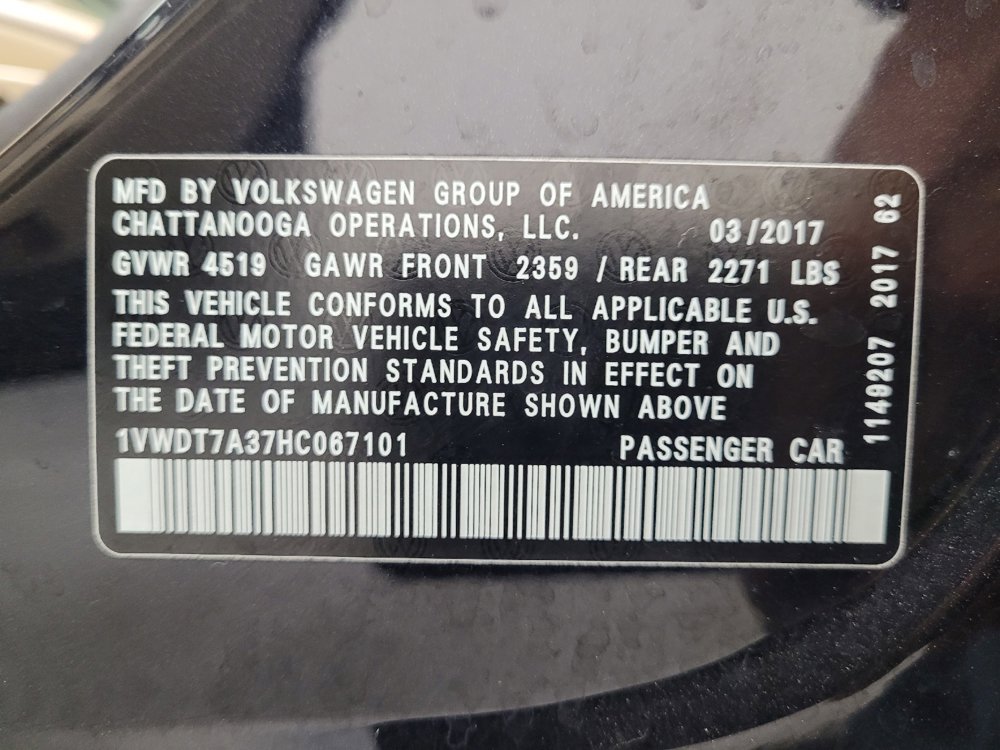 Used 2017 Volkswagen Passat 1.8T R-Line FWD image 33