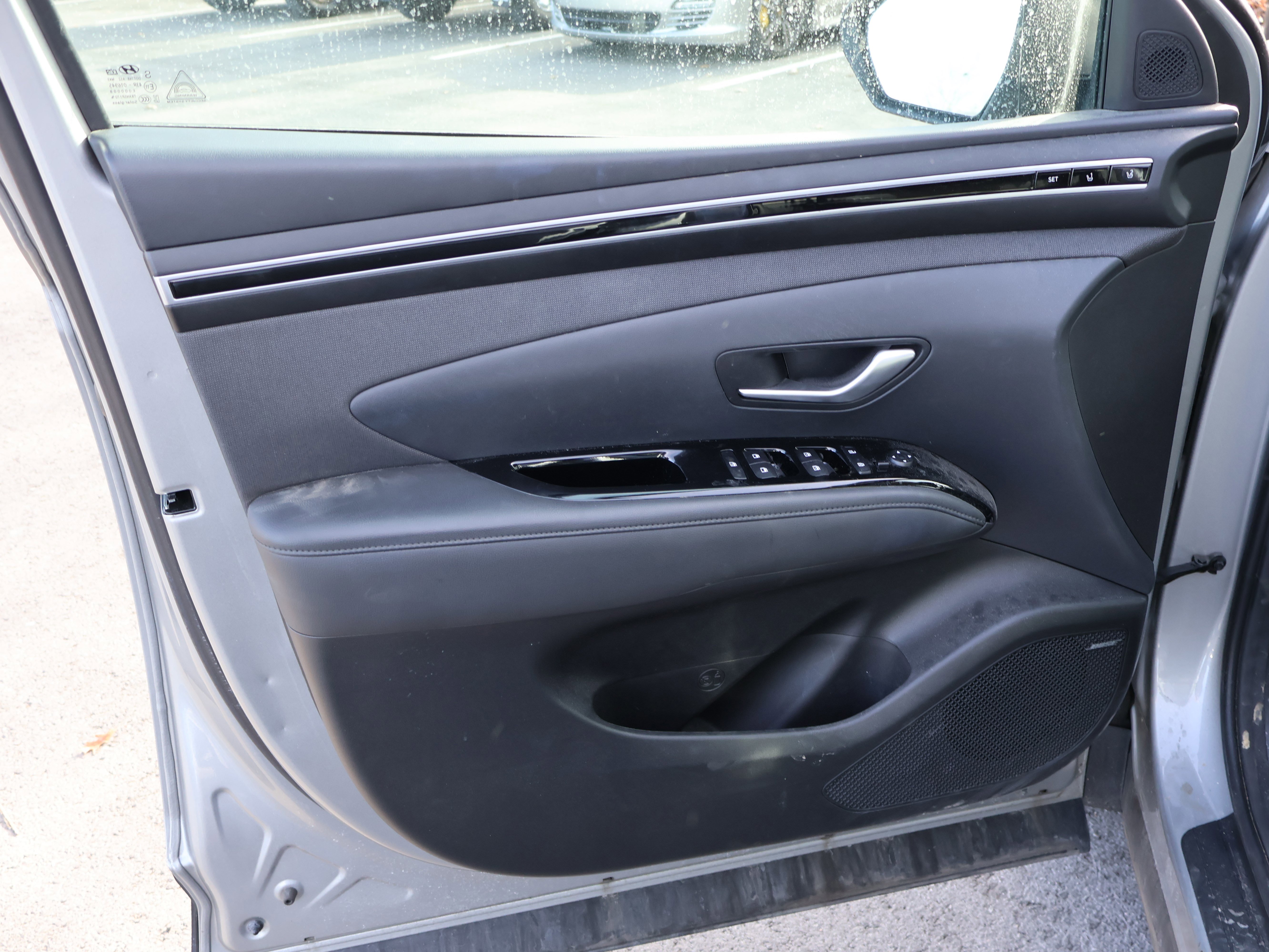 Used 2023 Hyundai Tucson Limited image 22