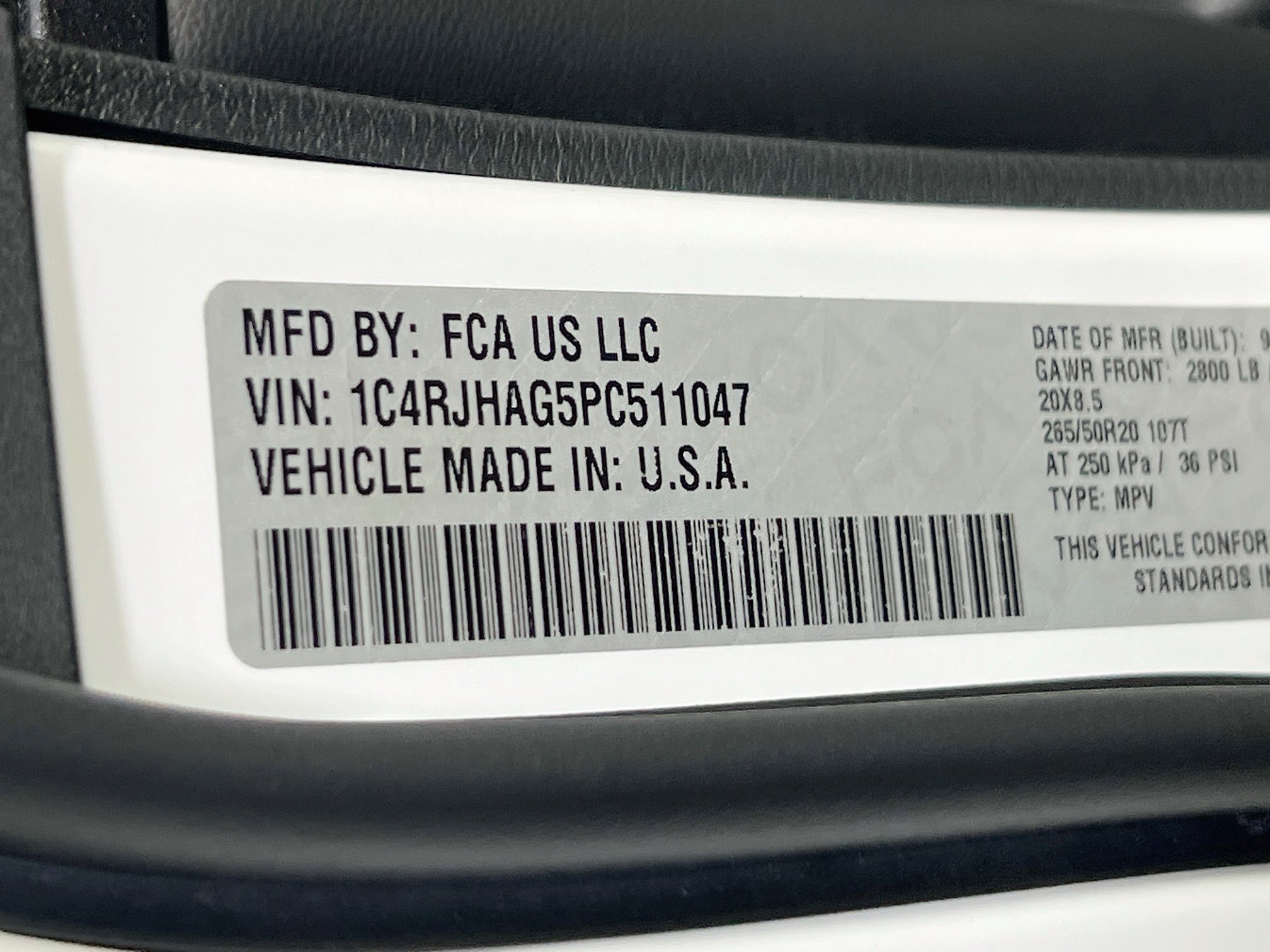 Used 2023 Jeep Grand Cherokee Altitude AWD/4WD image 31