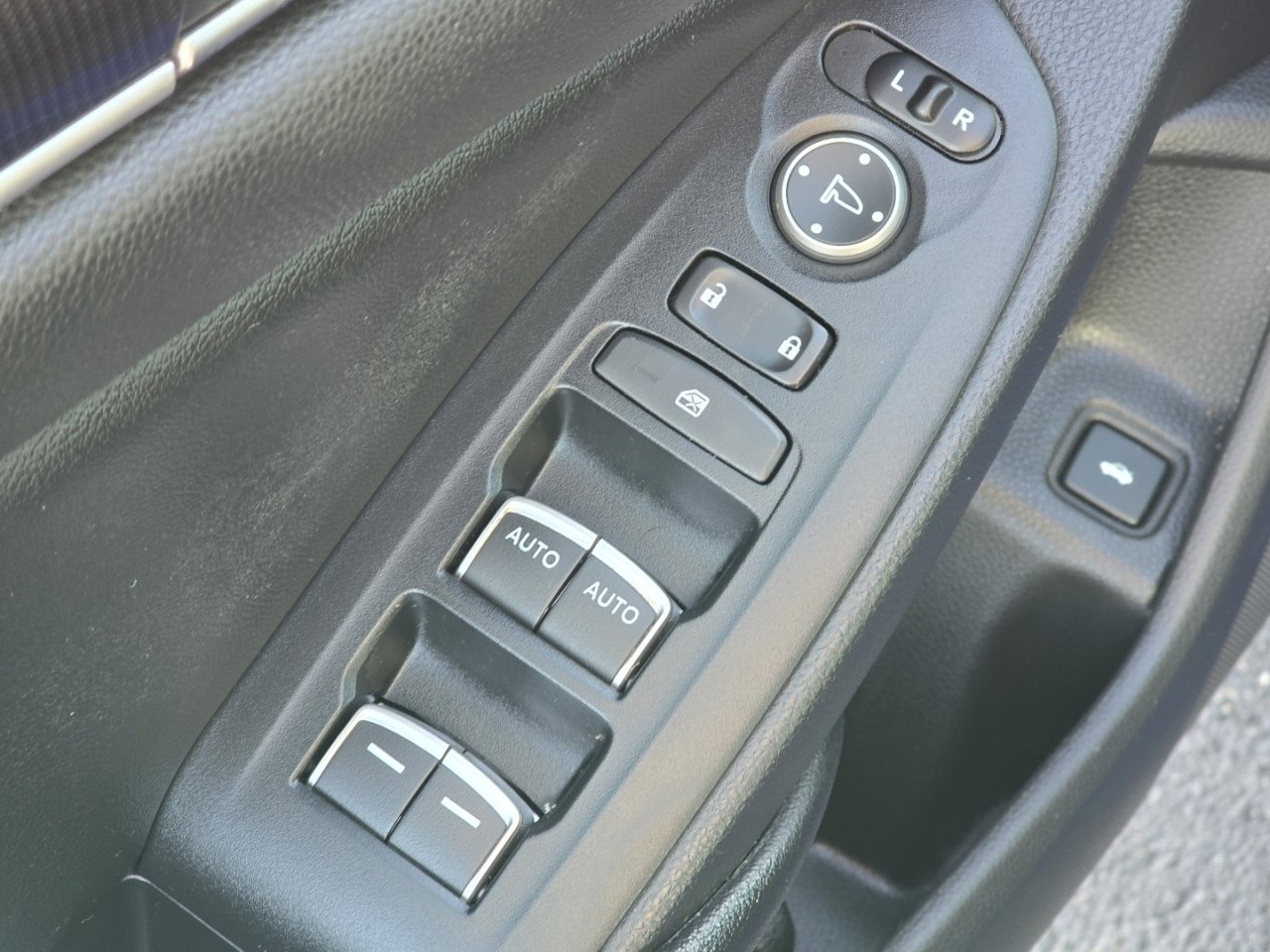 Certified 2022 Honda Accord Sport image 25