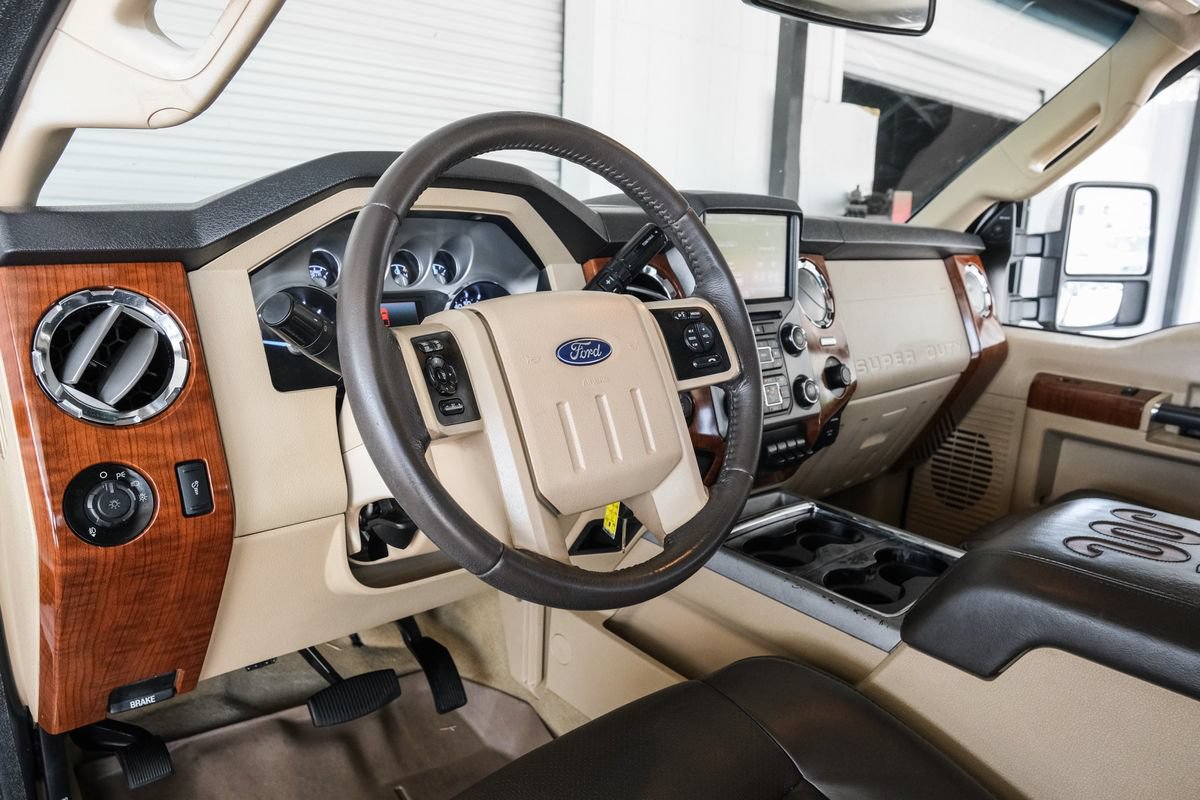Used 2015 Ford F250 King Ranch w/ FX4 Off-Road Package AWD/4WD image 46