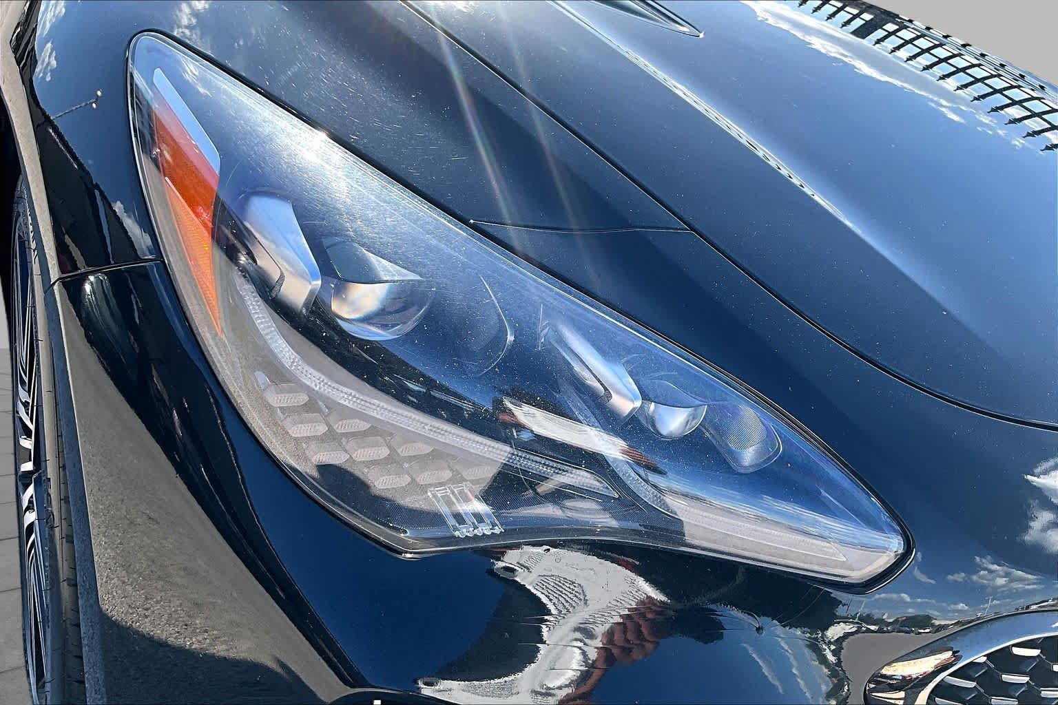 Used 2022 Kia Stinger GT2 w/ Red Interior Color Package RWD image 28