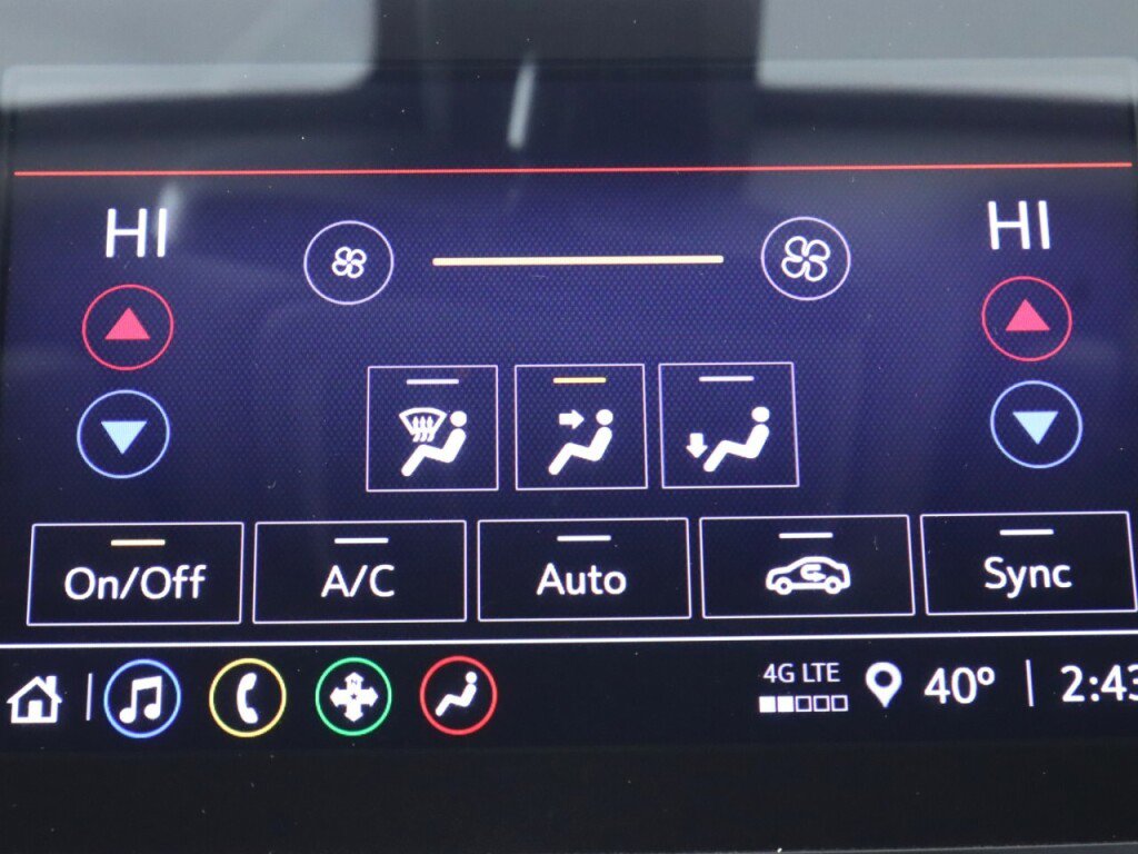 Used 2021 Chevrolet Malibu LT FWD image 19