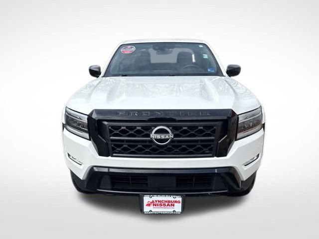 Used 2023 Nissan Frontier SV w/ Midnight Edition Package image 8