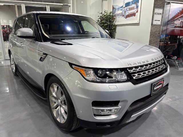 Used 2016 Land Rover Range Rover Sport HSE image 19