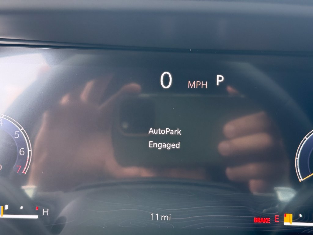 New 2026 Jeep Grand Cherokee Laredo AWD/4WD image 16