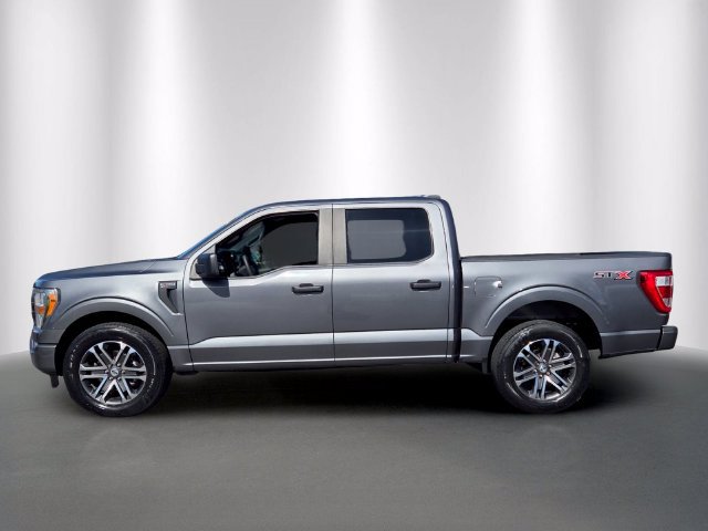 Used 2022 Ford F150 XL w/ STX Appearance Package RWD image 2