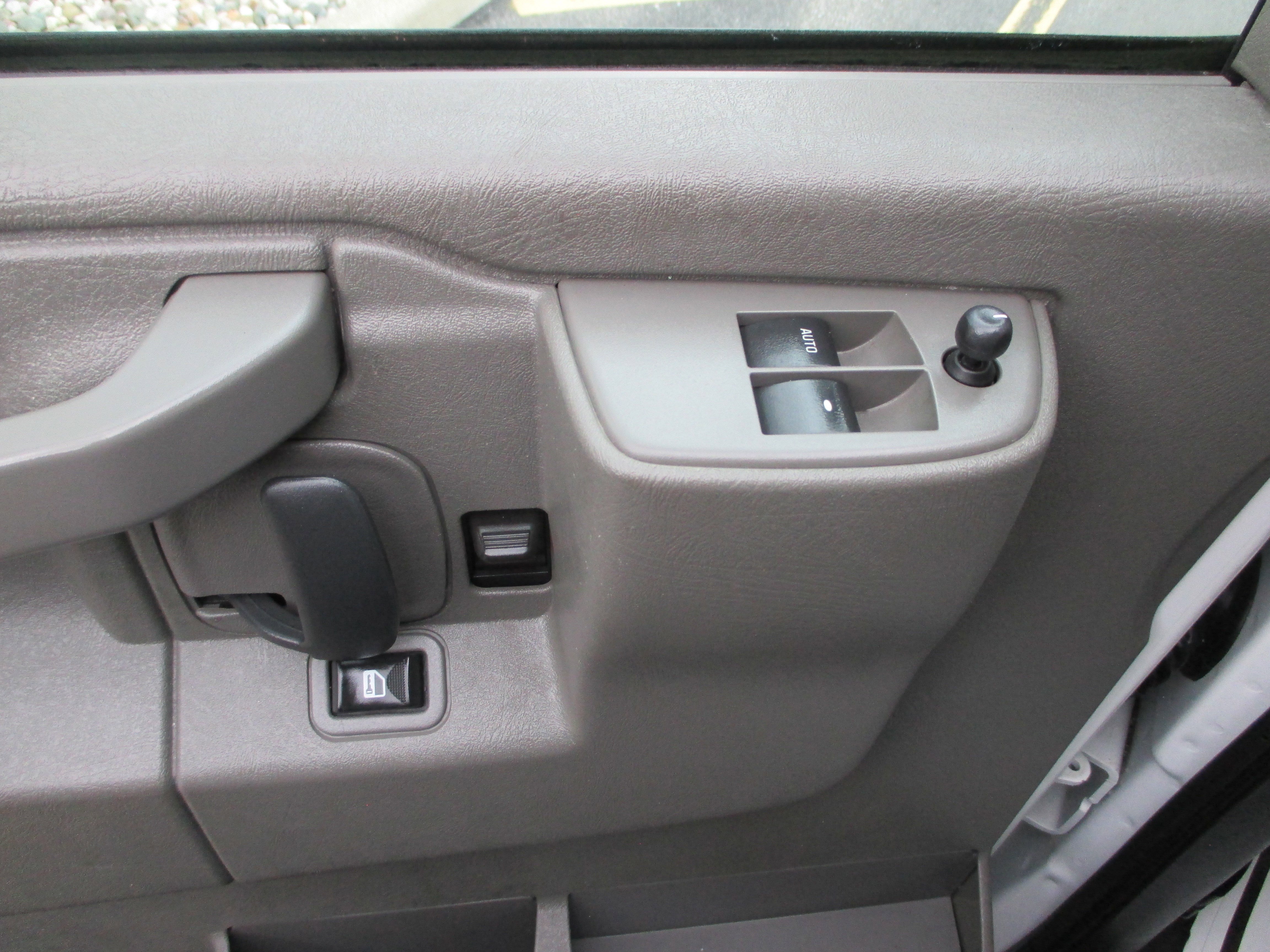 Used 2023 Chevrolet Express 2500 LS w/ Driver Convenience Package image 13