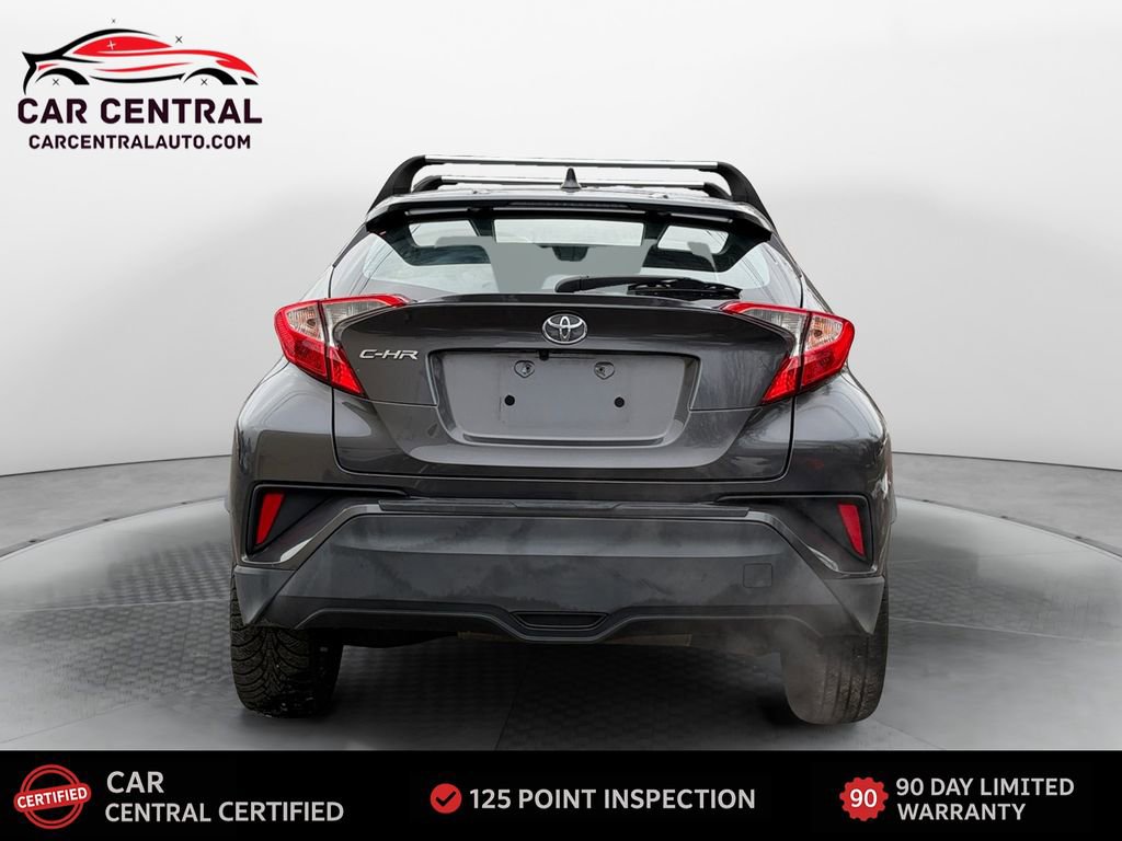 Used 2019 Toyota C-HR XLE image 4