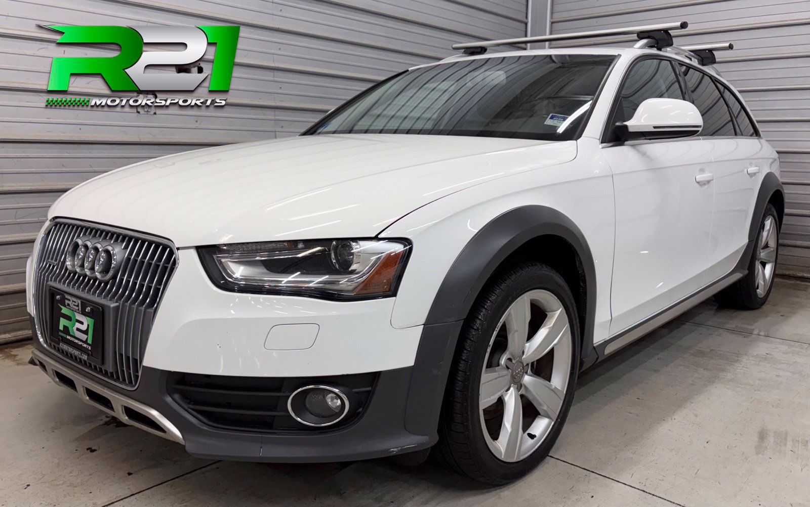 Used 2016 Audi A4 Premium Plus w/ Technology Package AWD/4WD image 1