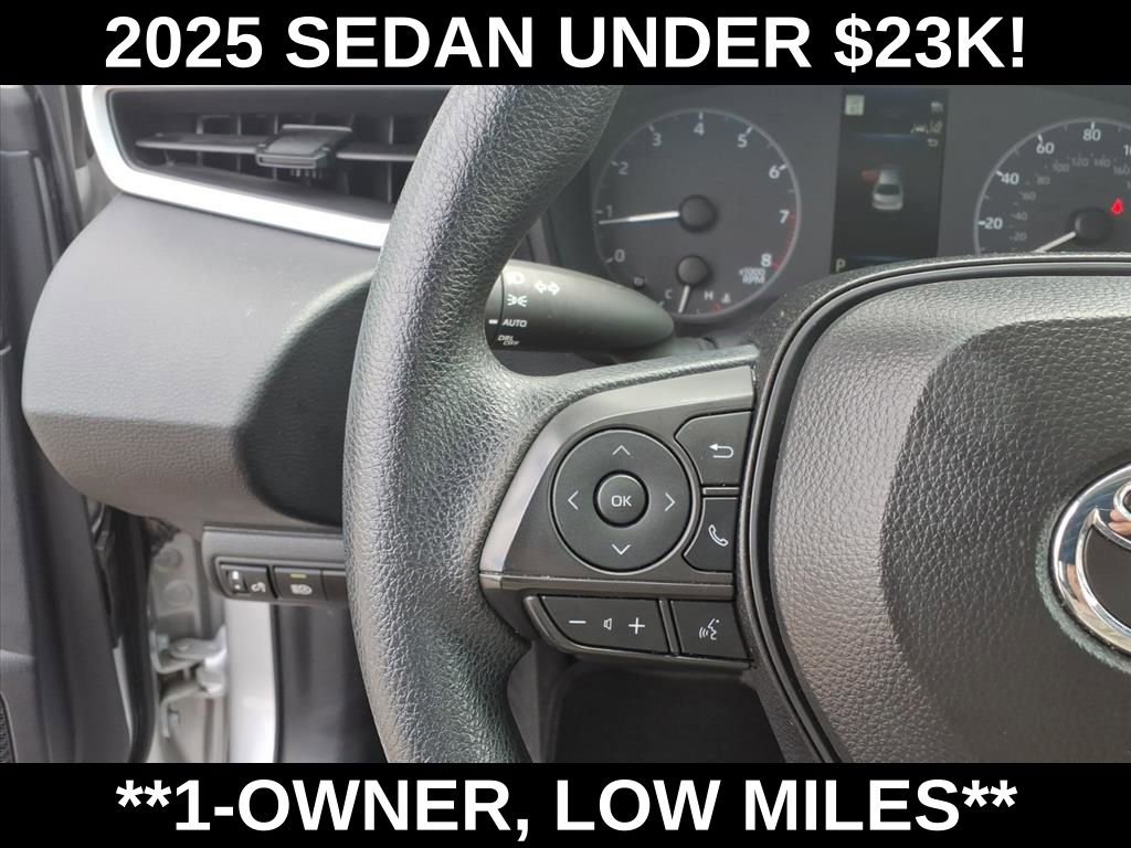 Used 2025 Toyota Corolla LE FWD image 20