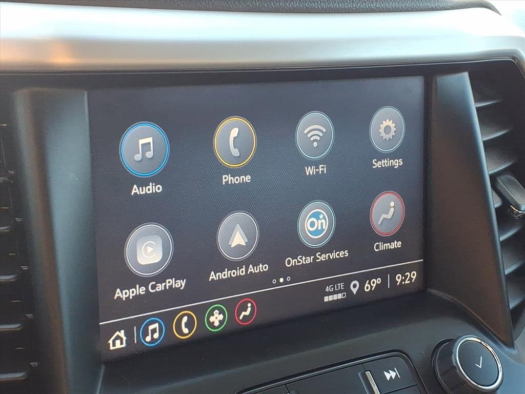 Used 2023 GMC Acadia SLE image 23