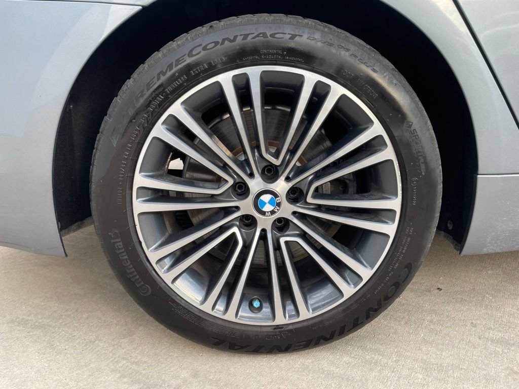 Used 2018 BMW 540i RWD image 29