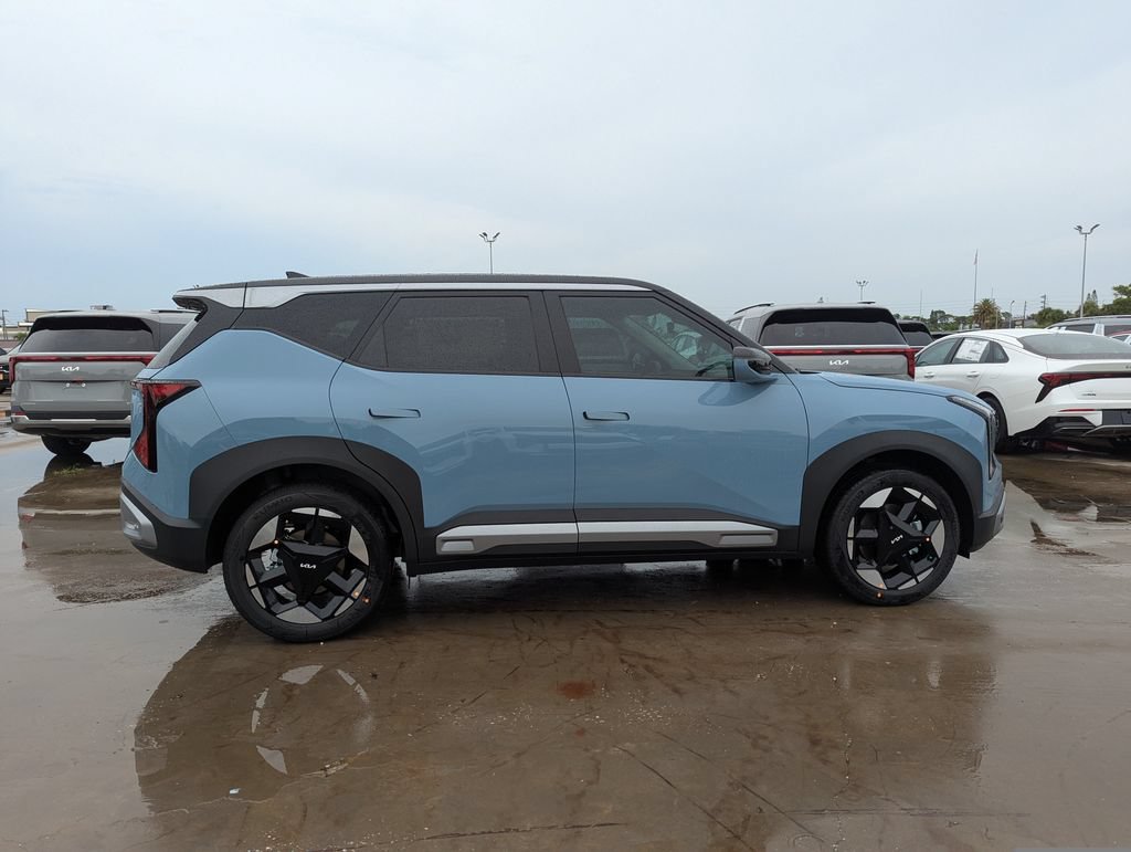 New 2027 Kia Seltos S FWD image 9