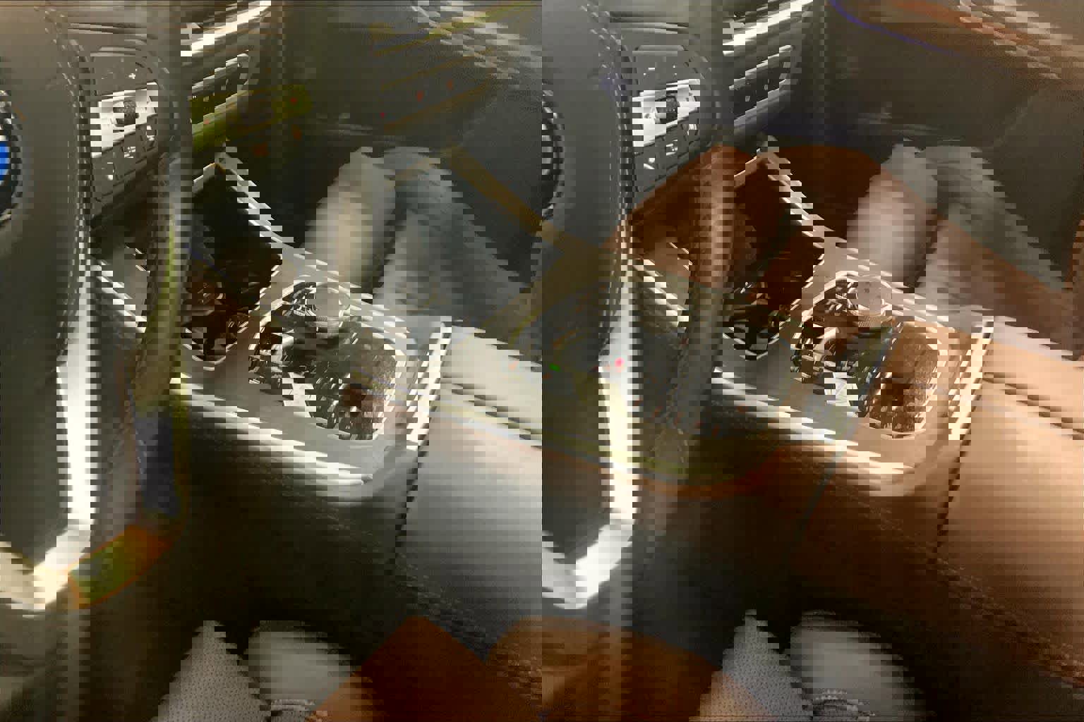 Used 2024 BMW X5 xDrive40i w/ Premium Package image 16