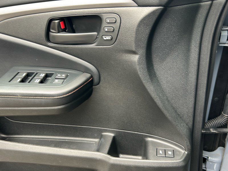 Used 2022 Honda Pilot TrailSport image 18