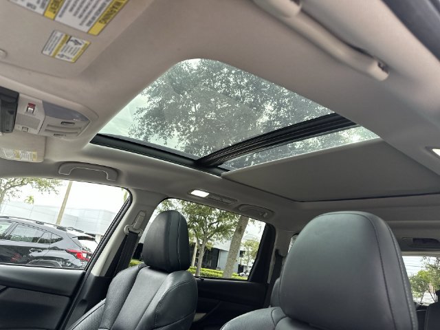 Used 2022 Subaru Ascent Limited w/ Technology Package AWD/4WD image 22