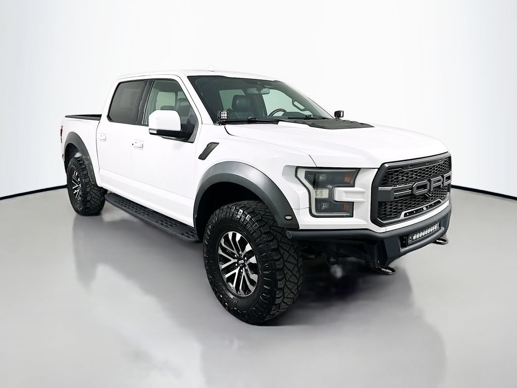 Used 2019 Ford F150 Raptor w/ Equipment Group 802A Luxury AWD/4WD image 3