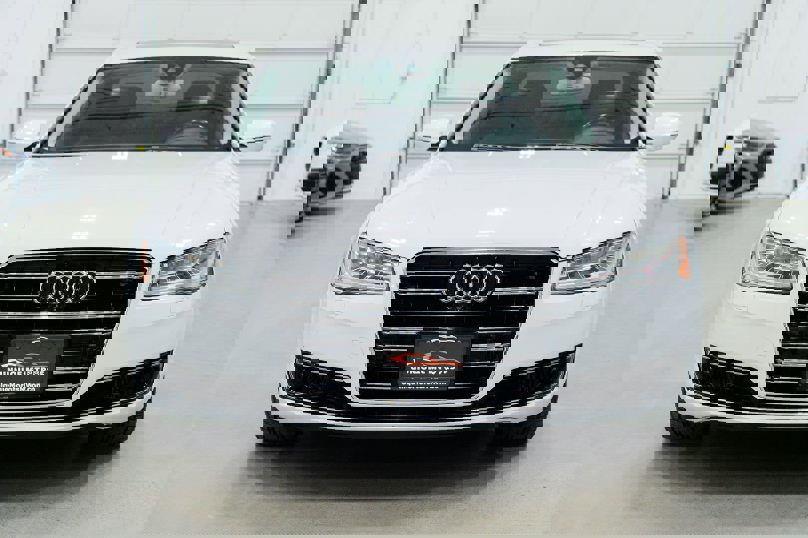 Used 2015 Audi A8 L TDI w/ Premium Package image 2