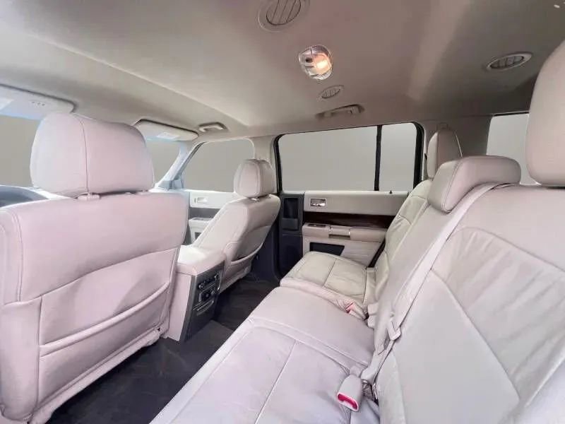 Used 2012 Ford Flex SEL w/ Equipment Group Order Code FWD image 12