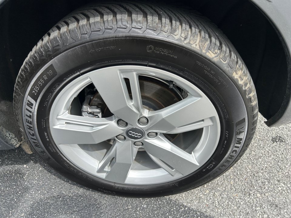 Used 2019 Audi Q5 2.0T Premium Plus AWD/4WD image 22