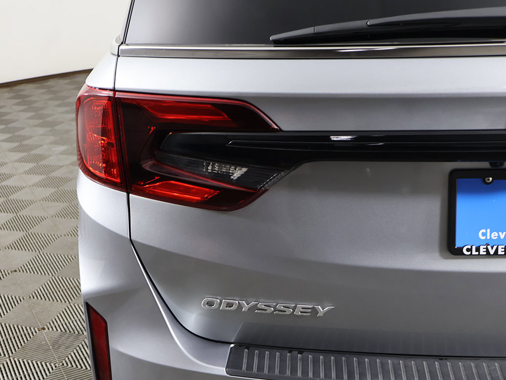 Used 2026 Honda Odyssey EX-L image 16