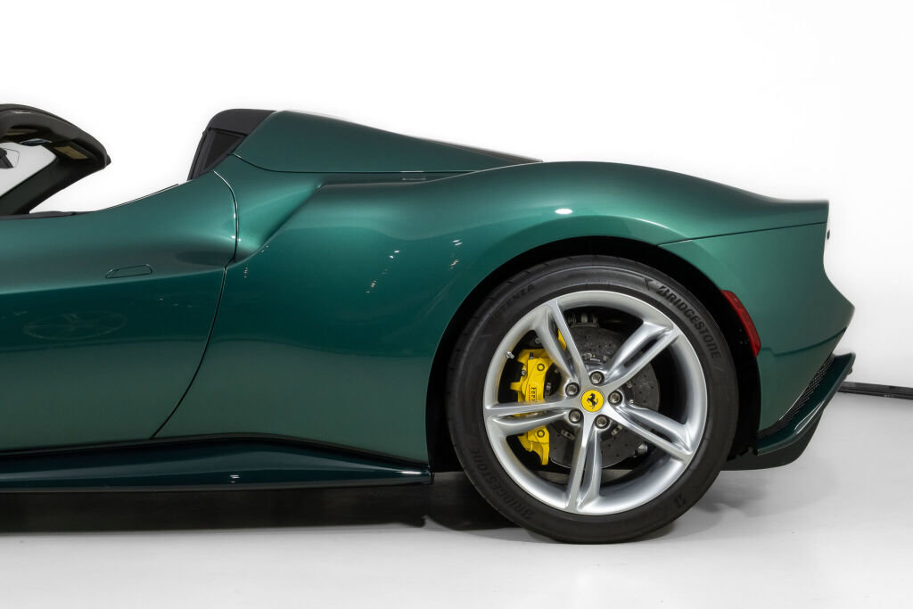 Used 2025 Ferrari 296 GTS RWD image 13