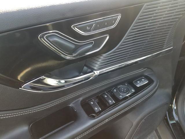 Used 2022 Lincoln Corsair AWD w/ Equipment Group 101A image 11