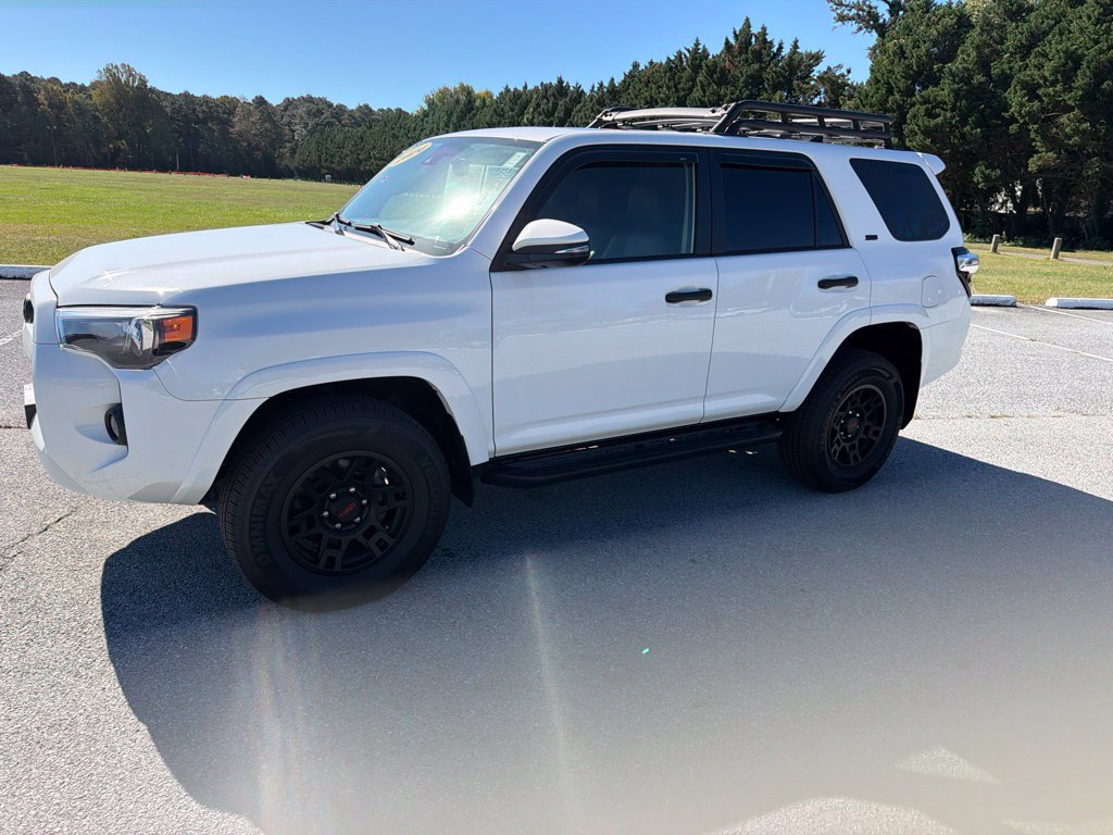 Used 2024 Toyota 4Runner SR5 Premium w/ Moonroof Package AWD/4WD image 3