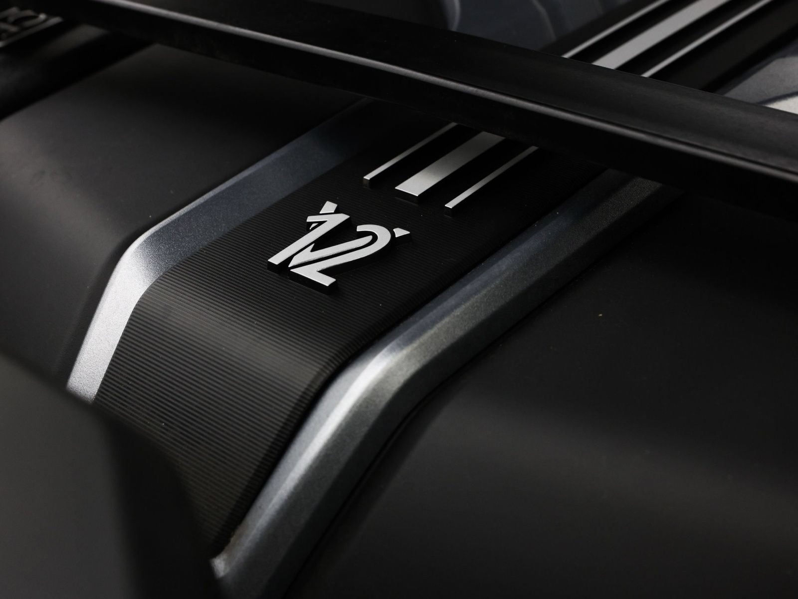 Certified 2025 Rolls-Royce Cullinan Black Badge AWD/4WD image 23