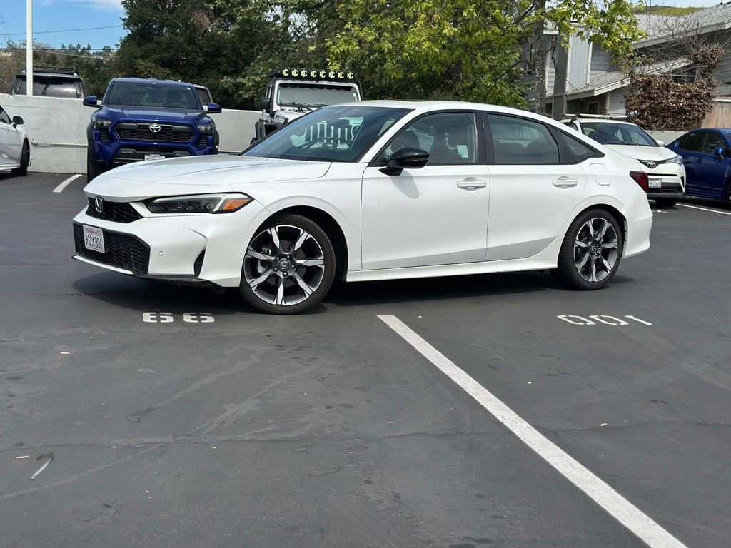 Used 2025 Honda Civic Sport image 1