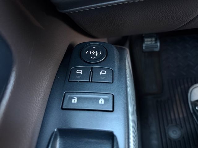 Used 2015 Chevrolet Silverado 2500 LTZ w/ LTZ Plus Package image 18