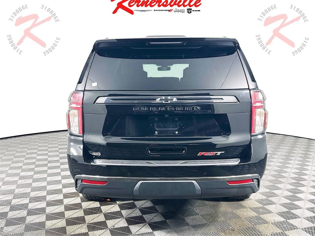 Used 2021 Chevrolet Suburban RST w/ Luxury Package image 6