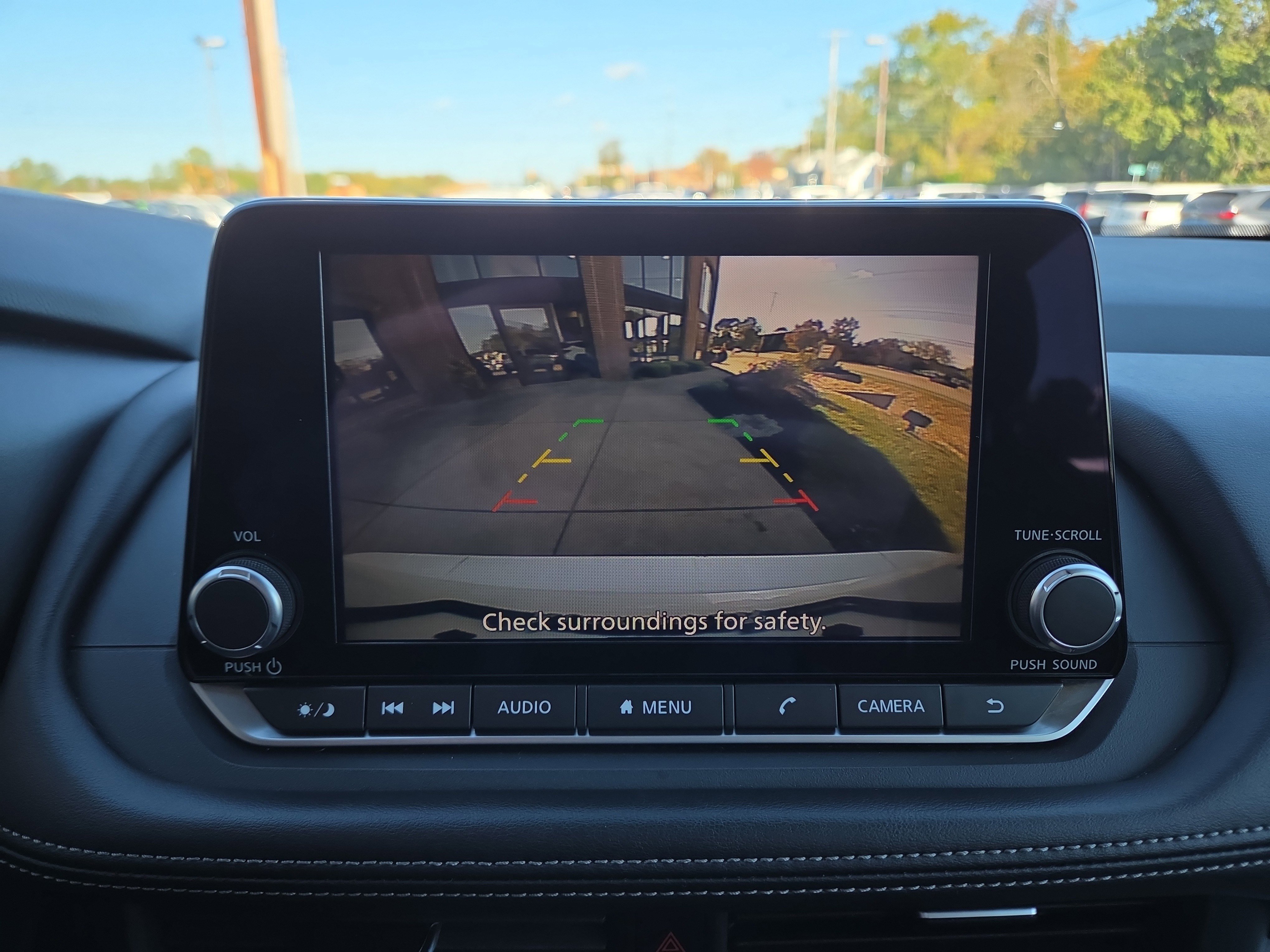 Used 2024 Nissan Rogue SV image 26