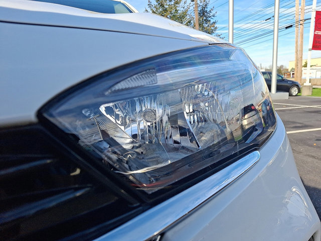 Certified 2022 Buick Encore GX Preferred w/ Cold Weather Comfort Package image 9