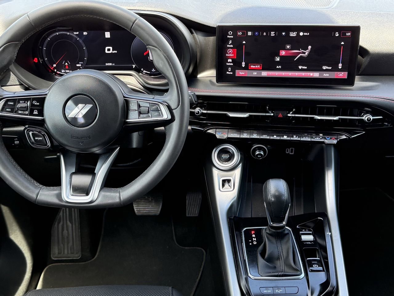 Used 2023 Dodge Hornet GT w/ GT Blacktop Package image 11