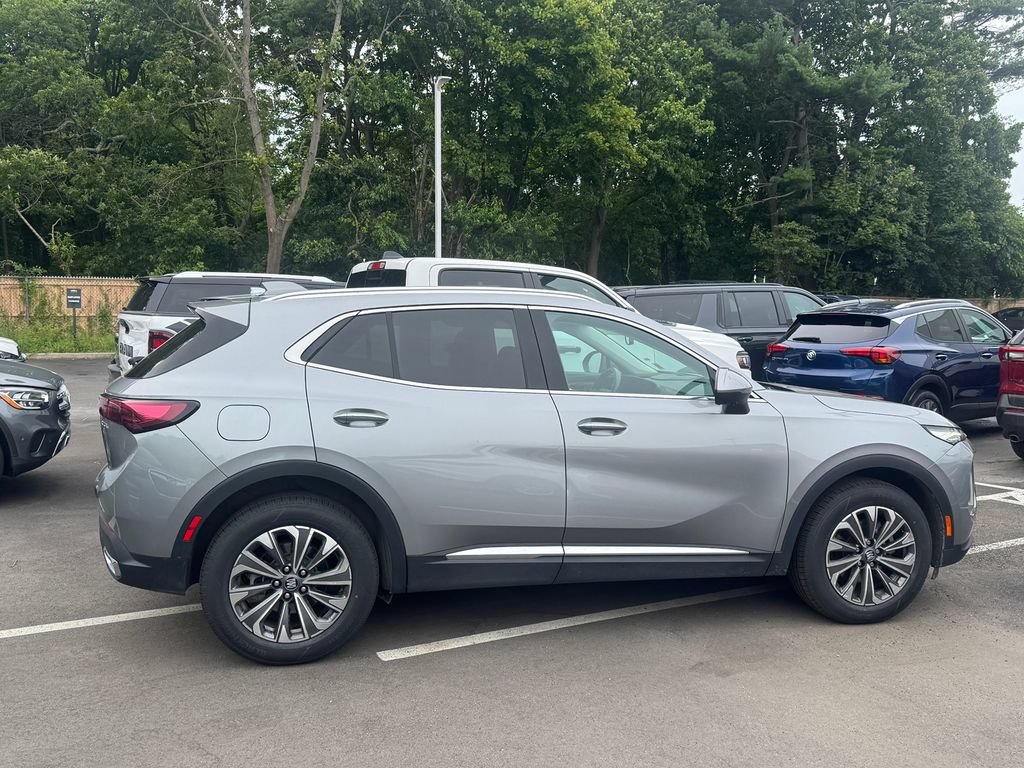Used 2024 Buick Envision Preferred AWD/4WD image 3