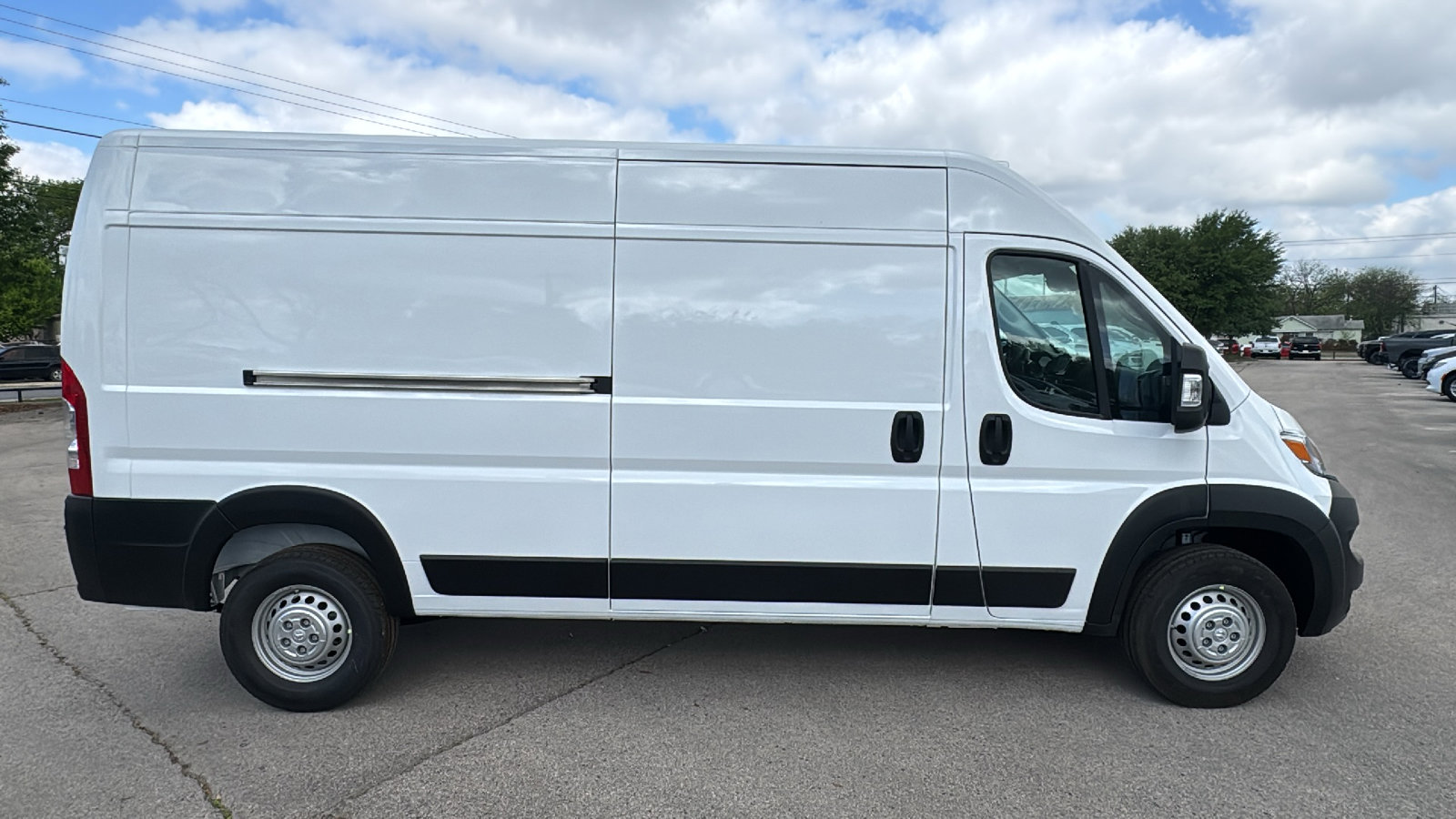 New 2026 RAM ProMaster 2500 w/ Convenience Group image 4