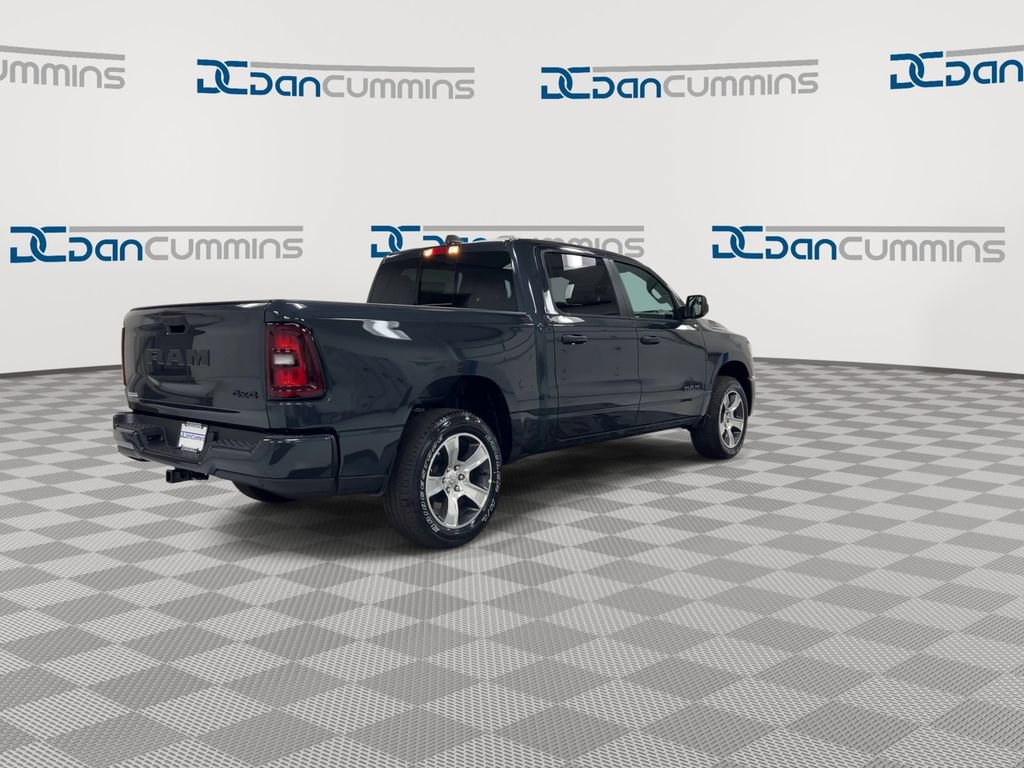 New 2026 RAM 1500 Express AWD/4WD image 8